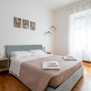 Cesare's Nest - Super Position , Milano Italia